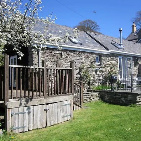 Mount Barn Villa Newcastle Emlyn Exterior photo